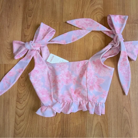 Show Me Your MuMu Women’s Flower Dutchess Ruffle Floral Top Crop Size Small NWT - Picture 7 of 9